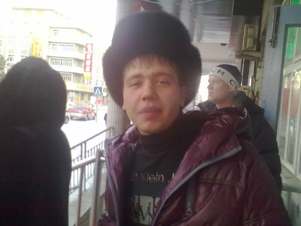 Максим Калюжин