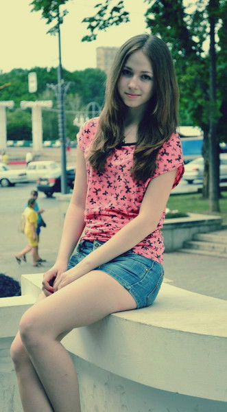 Катя Склярова