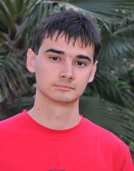 Ярослав Эмирсултанов