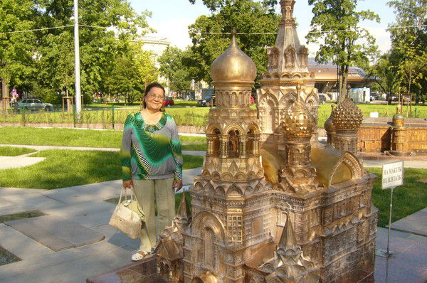 Галина Гусманова