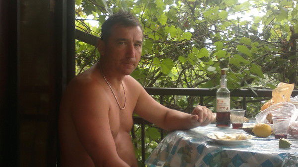 Анатолий Максимов