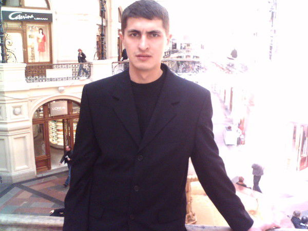 Андрей Николаев