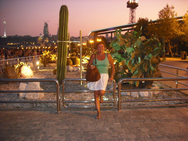 Неизвестно Неизвестно