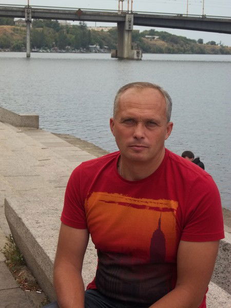 Павел Угаров