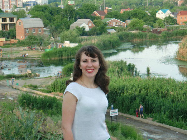 Елена Елена