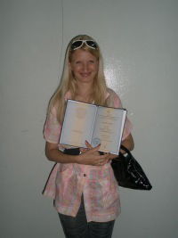 Олесенька Серова