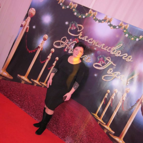 Нелля Елисеева