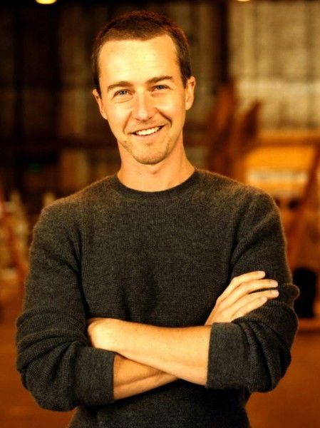 Александр Остапенко