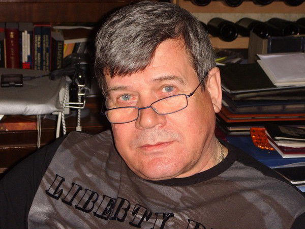 Виктор Кинев