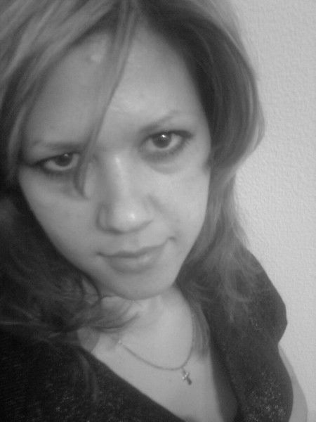 Маришка Белова