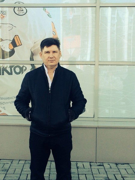 Олег Низовцев