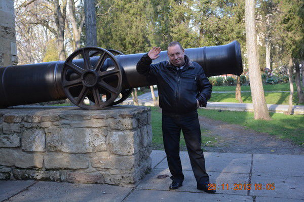 Александр Зернин