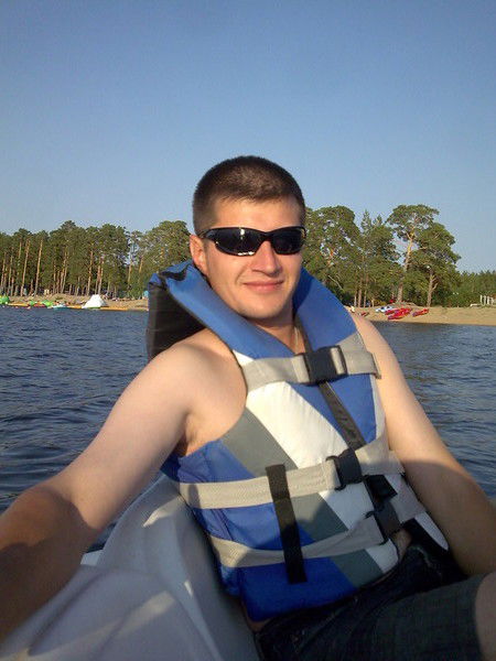 Денис Романов