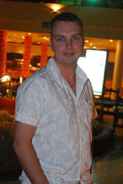 Артур Пирожков