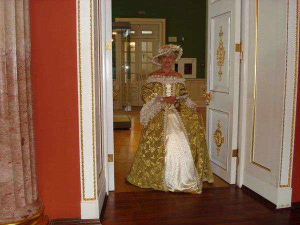 Галина Безменова