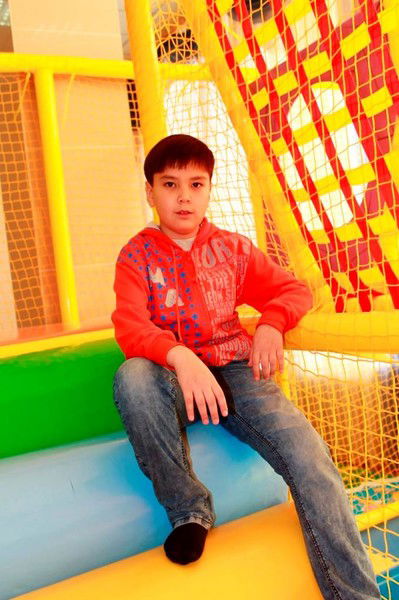 Арнур Аблахат