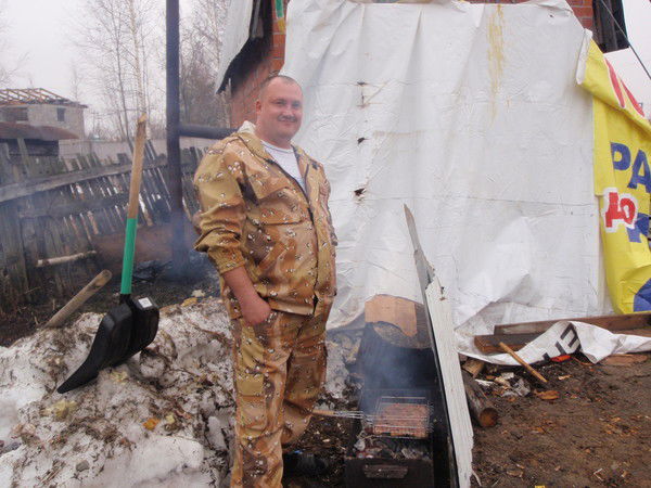 Николай Гусаров