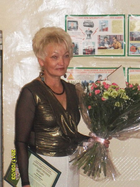 Люда Тихонова