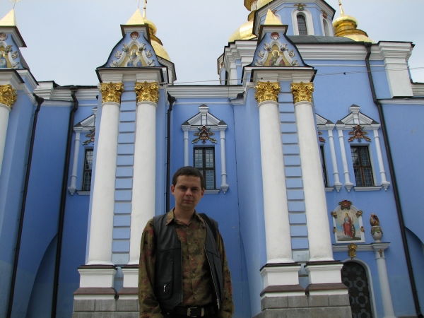 Александр Нестеренко