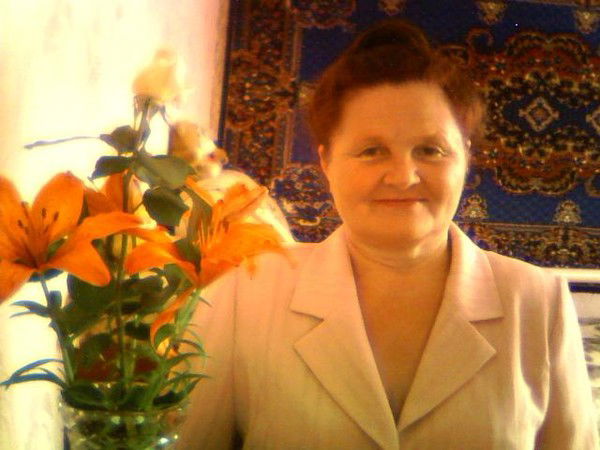 Александра Колесникова