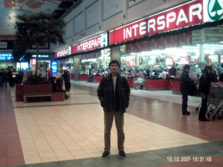 Темур Бердиёров