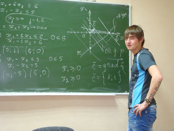 Александр Мельников