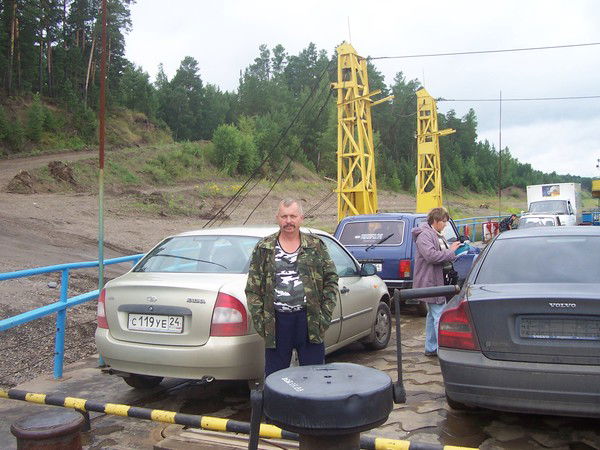 Анатолий Николаенко