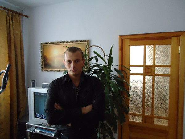 Александр Харченко