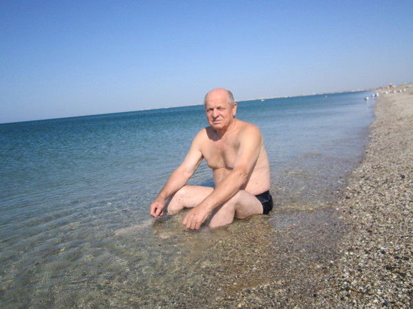 Владимир Макеев