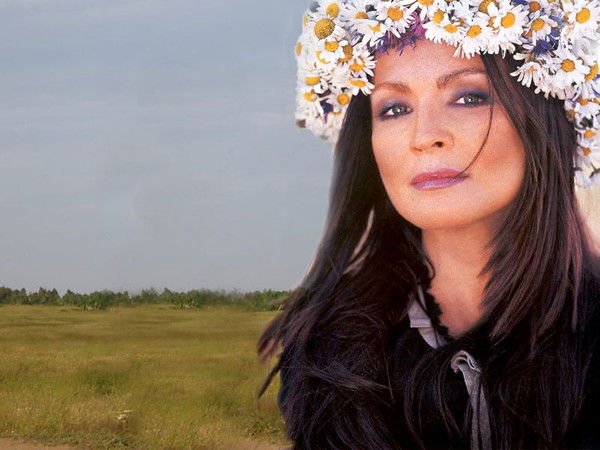 Элеонора Чинарова