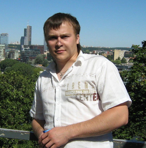 Александр Сахащик