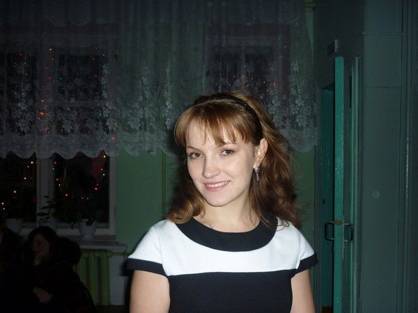 Тоня Плахова