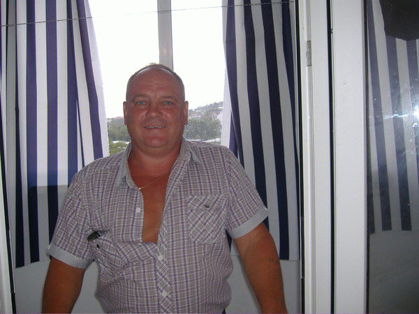 Константин Мирошниченко