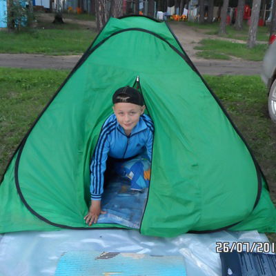 Женя Паластров