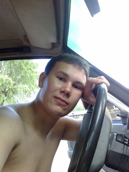 Алексей Устьянцев