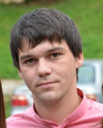 Дмитрий Азаренков