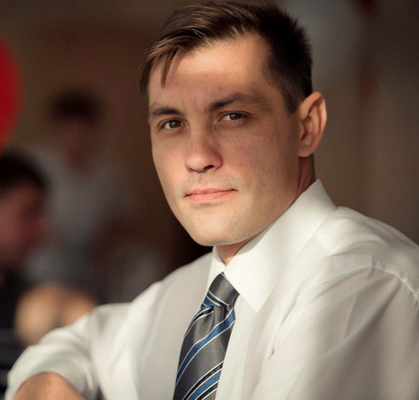 Сергей Кулаков