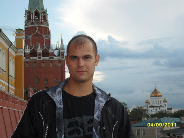 Александр Москаленко