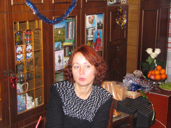 Лариса Догмарова