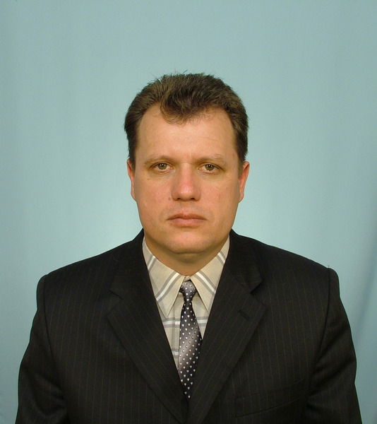 Владимир Перов