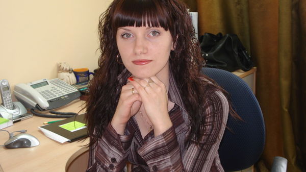 Анюта Попова