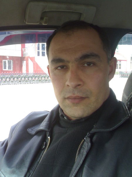 Хуршед Абдухоликов