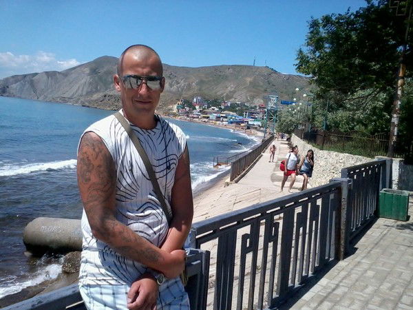 Андрей Лысенко