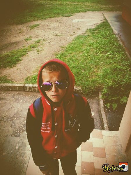 Паша Кондратения