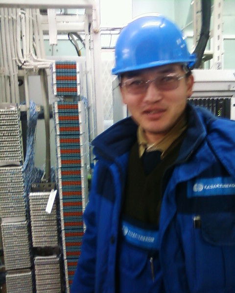 Азамат Есимханов