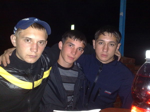 Антон Попов