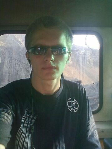 Александр Калашников