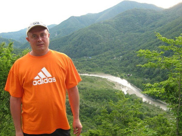 Костя Николаев