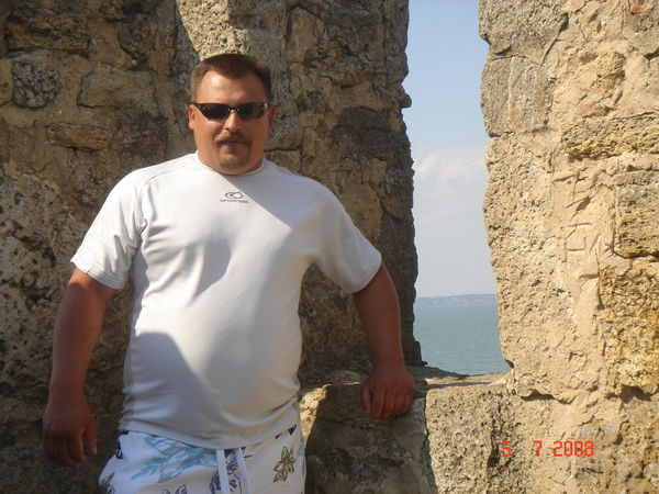 Николай Золотов