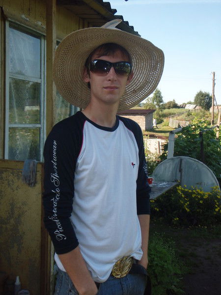 Паша Петров